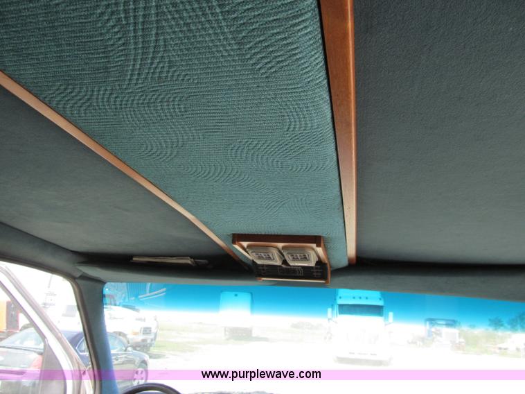 image for item A8439 1993 Ford E150 Econoline conversion van