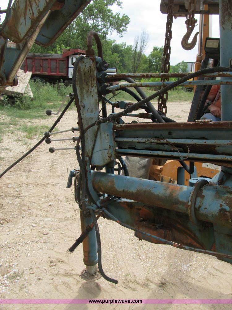 image for item B2780 1966 Hiab truck mount knuckle boom