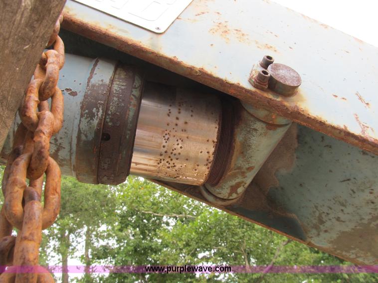 image for item B2780 1966 Hiab truck mount knuckle boom