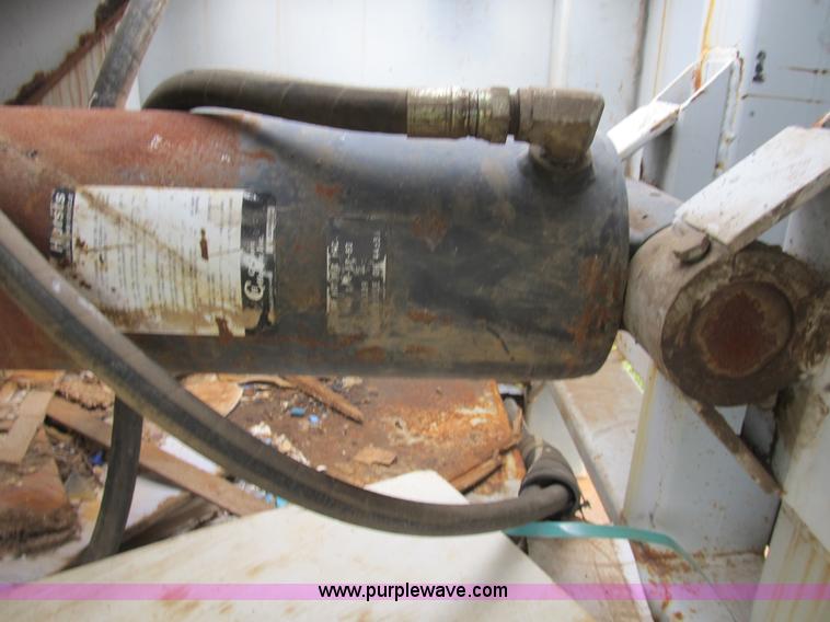 image for item B2782 2002 Wastequip 445HD trash compactor with power unit