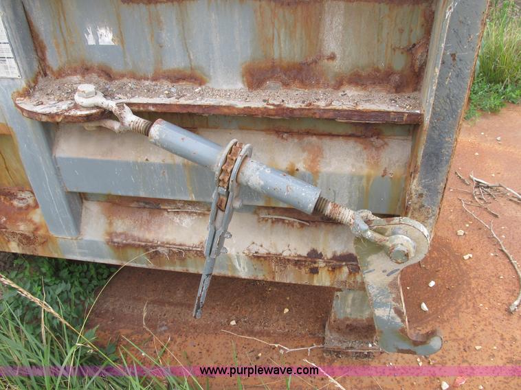 image for item B2782 2002 Wastequip 445HD trash compactor with power unit