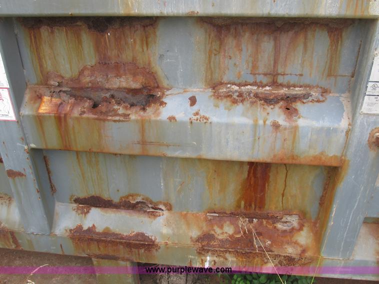 image for item B2782 2002 Wastequip 445HD trash compactor with power unit