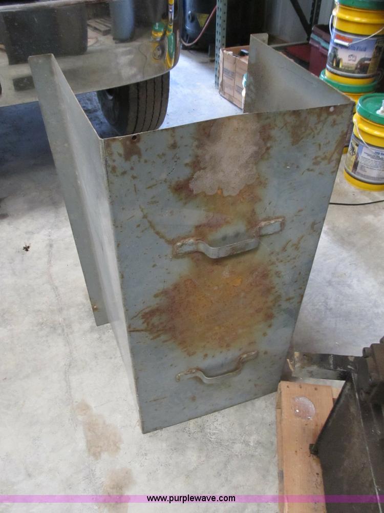 image for item B2782 2002 Wastequip 445HD trash compactor with power unit