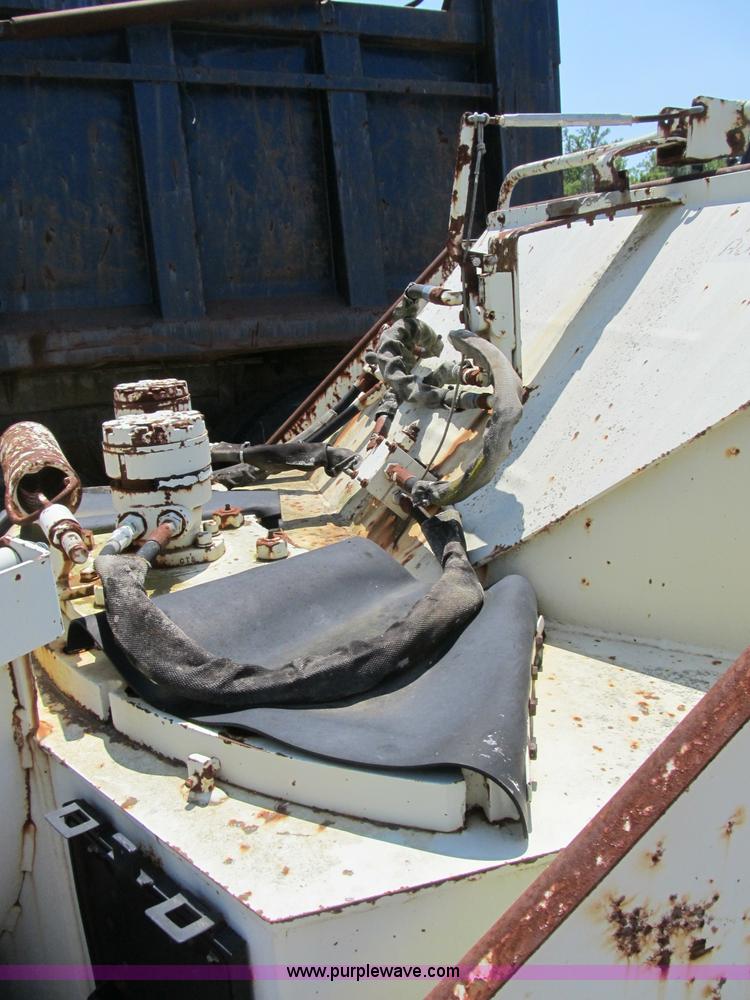 image for item B2784 Vermeer BC1230 chipper