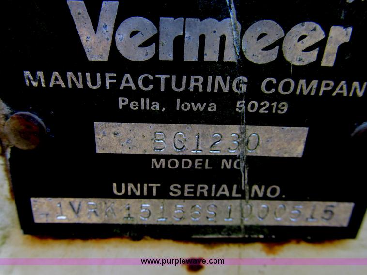 image for item B2784 Vermeer BC1230 chipper