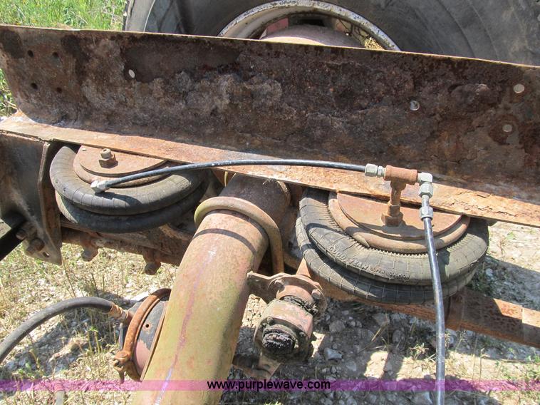 image for item B2785 Spicer tag axle