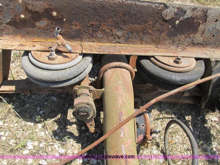 image for item B2785 Spicer tag axle