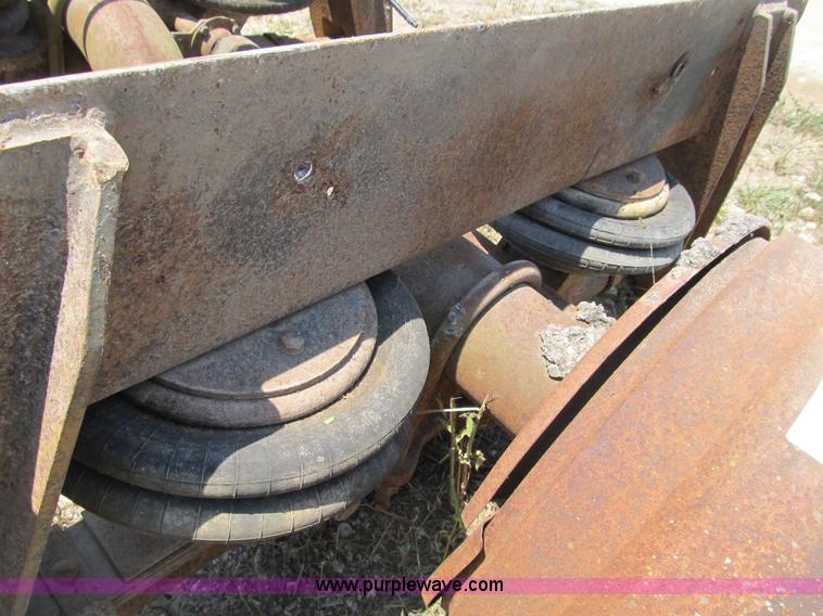 image for item B2785 Spicer tag axle