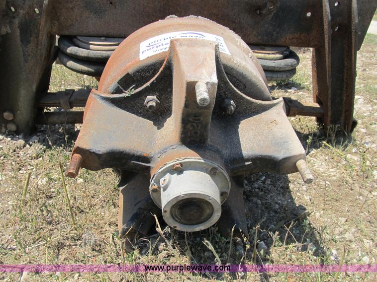 image for item B2785 Spicer tag axle