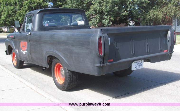 image for item B5159 1962 Ford F100 Unibody Hot Rod pickup truck
