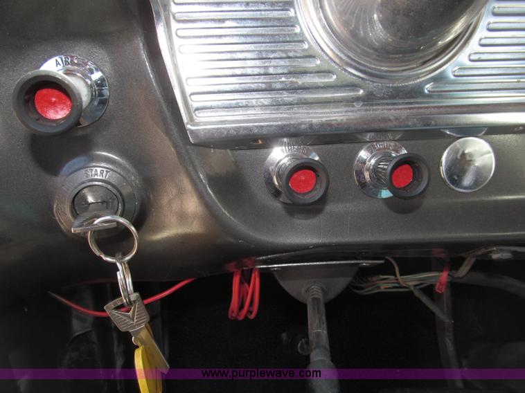 image for item B5159 1962 Ford F100 Unibody Hot Rod pickup truck