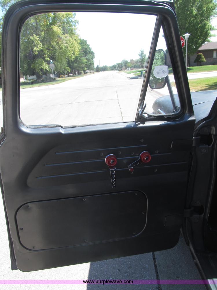 image for item B5159 1962 Ford F100 Unibody Hot Rod pickup truck