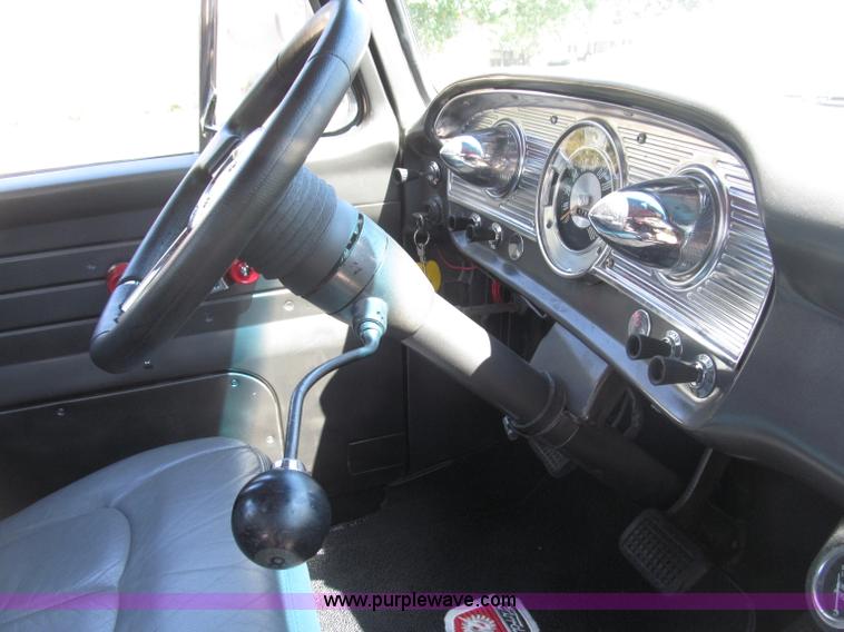 image for item B5159 1962 Ford F100 Unibody Hot Rod pickup truck