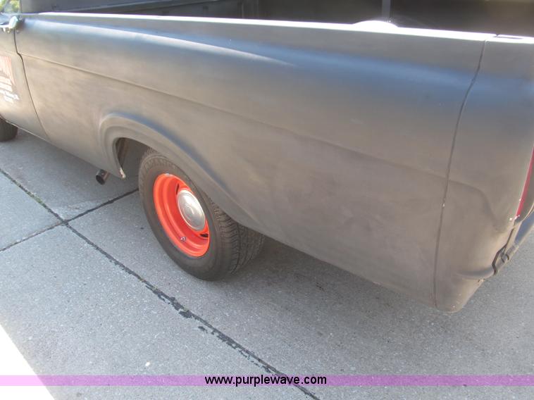 image for item B5159 1962 Ford F100 Unibody Hot Rod pickup truck