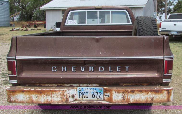 image for item B7393 1979 Chevrolet Bonanza 10 pickup truck