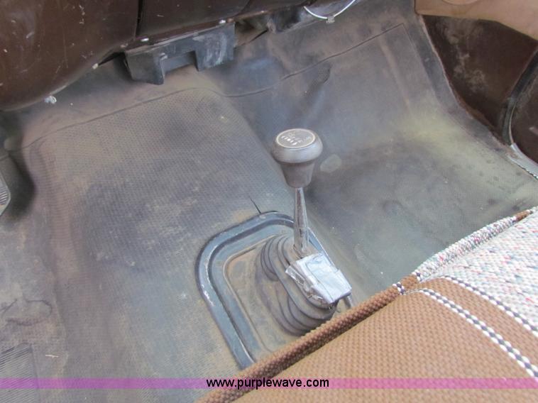 image for item B7393 1979 Chevrolet Bonanza 10 pickup truck