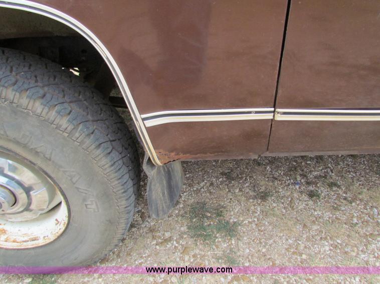 image for item B7393 1979 Chevrolet Bonanza 10 pickup truck