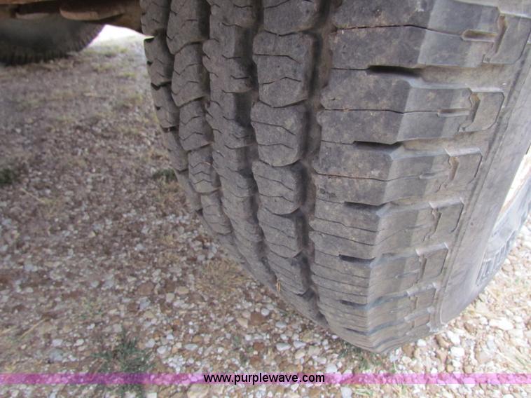 image for item B7393 1979 Chevrolet Bonanza 10 pickup truck