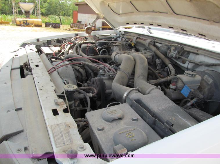 image for item C2403 1997 Ford F350 XL pickup truck