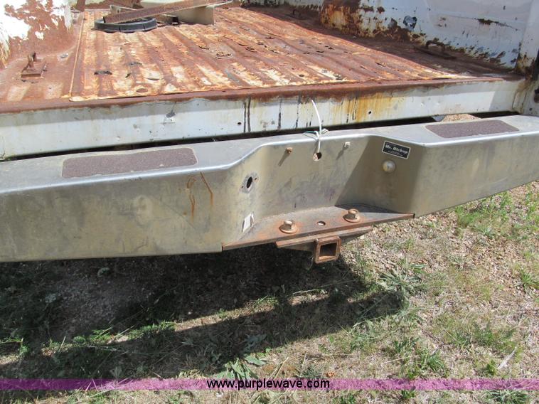 image for item C2403 1997 Ford F350 XL pickup truck