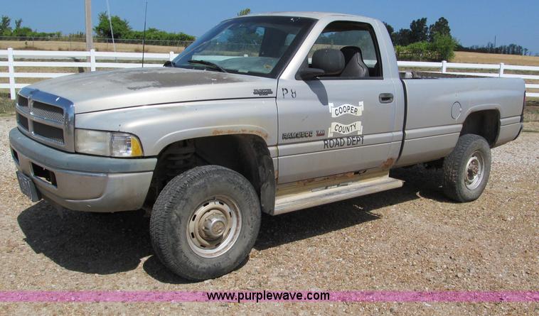 image for item C2404 1998 Dodge Ram 2500 pickup truck