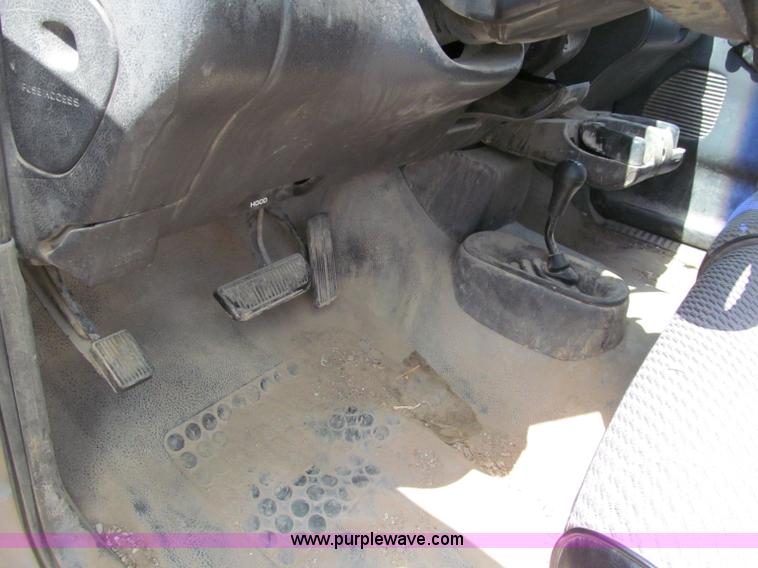 image for item C2404 1998 Dodge Ram 2500 pickup truck