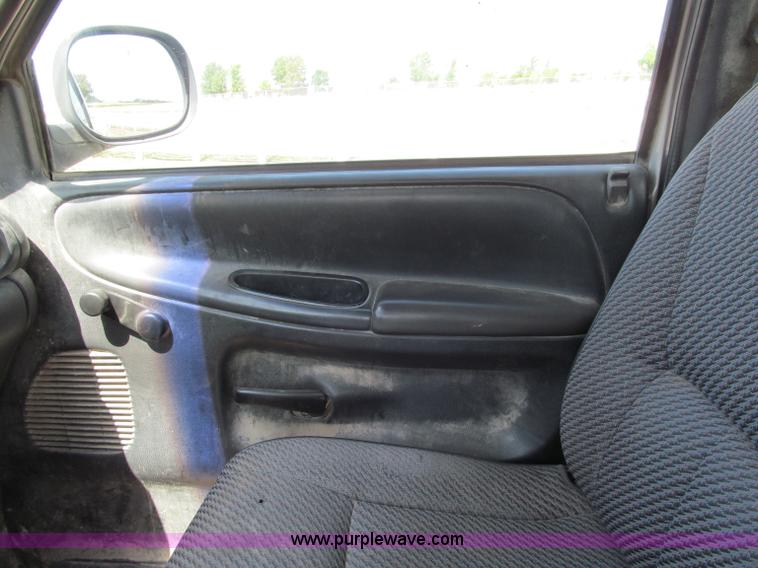 image for item C2404 1998 Dodge Ram 2500 pickup truck