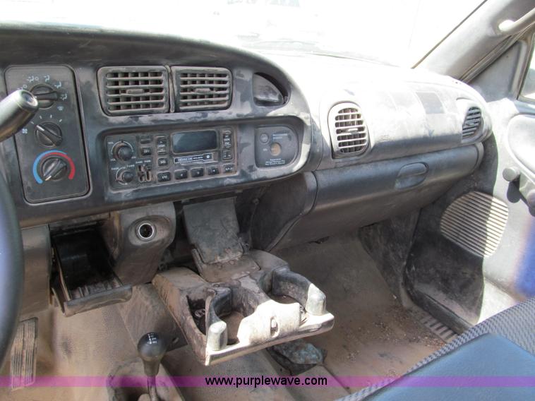image for item C2404 1998 Dodge Ram 2500 pickup truck