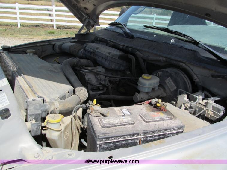 image for item C2404 1998 Dodge Ram 2500 pickup truck