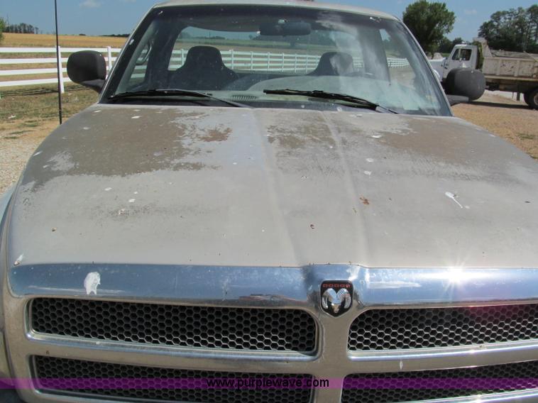 image for item C2404 1998 Dodge Ram 2500 pickup truck