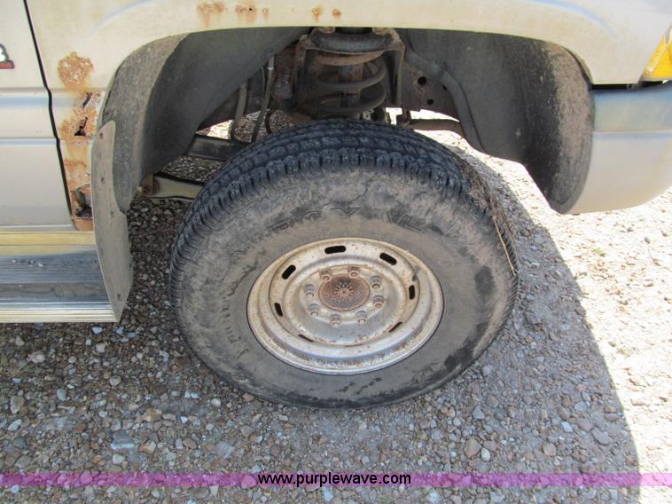 image for item C2404 1998 Dodge Ram 2500 pickup truck