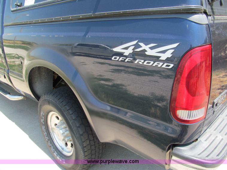 image for item C2431 2001 Ford F250 XLT Super Duty Crew Cab pickup truck