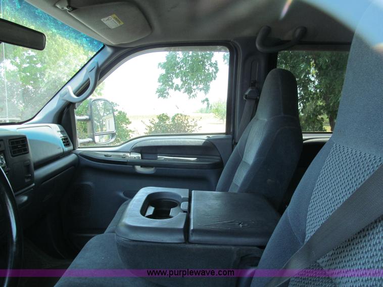 image for item C2431 2001 Ford F250 XLT Super Duty Crew Cab pickup truck