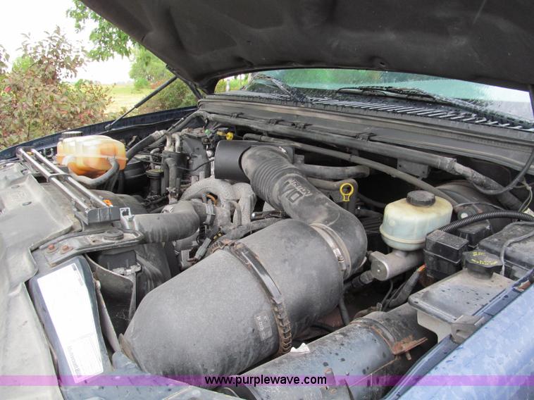 image for item C2431 2001 Ford F250 XLT Super Duty Crew Cab pickup truck