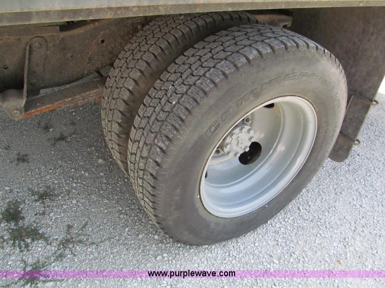 image for item C2438 1991 Ford E350 box truck