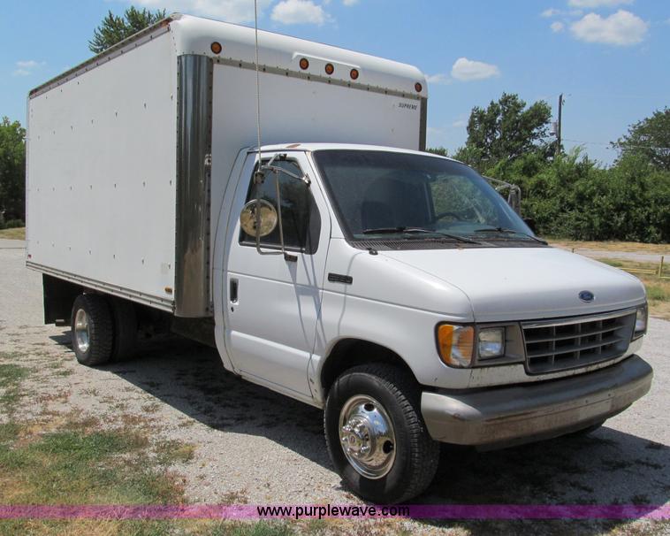 image for item C2439 1993 Ford E350 box truck