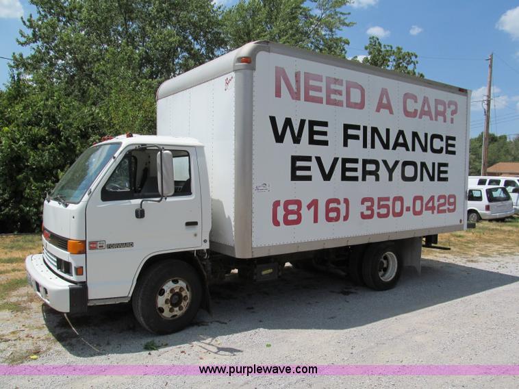 image for item C2440 1994 GMC W4 Cabover box truck