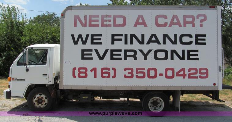 image for item C2440 1994 GMC W4 Cabover box truck