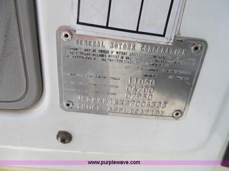 image for item C2440 1994 GMC W4 Cabover box truck