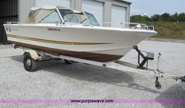 image for item C2498 1975 Correct Craft Southwind 20 boat