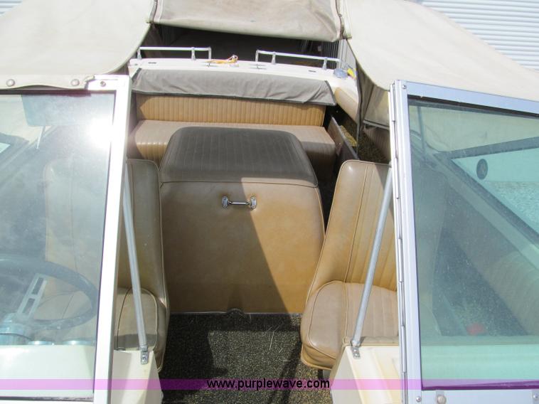 image for item C2498 1975 Correct Craft Southwind 20 boat