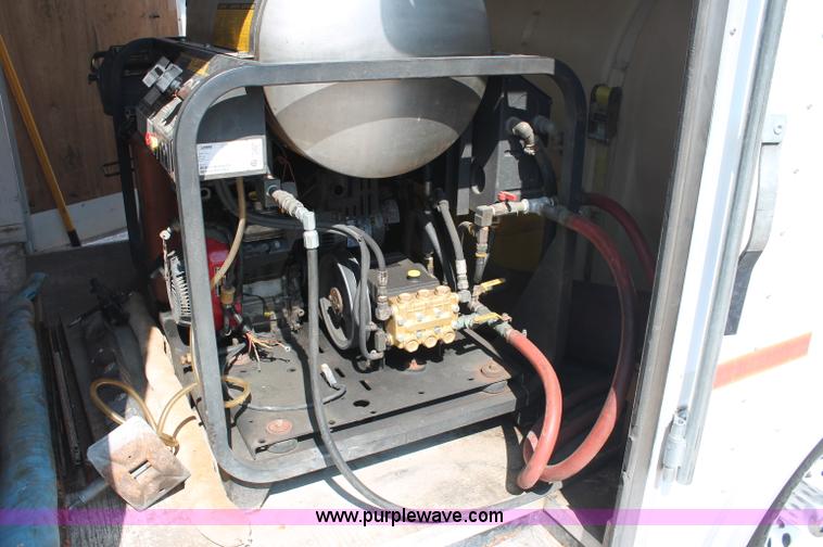 image for item C2689 Mobile Power enclosed washing trailer