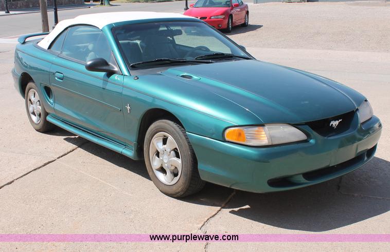 image for item C2695 1997 Ford Mustang convertible