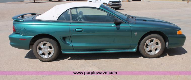 image for item C2695 1997 Ford Mustang convertible