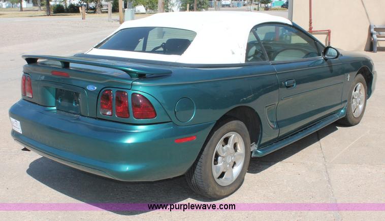 image for item C2695 1997 Ford Mustang convertible