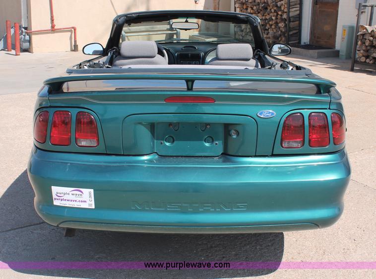 image for item C2695 1997 Ford Mustang convertible