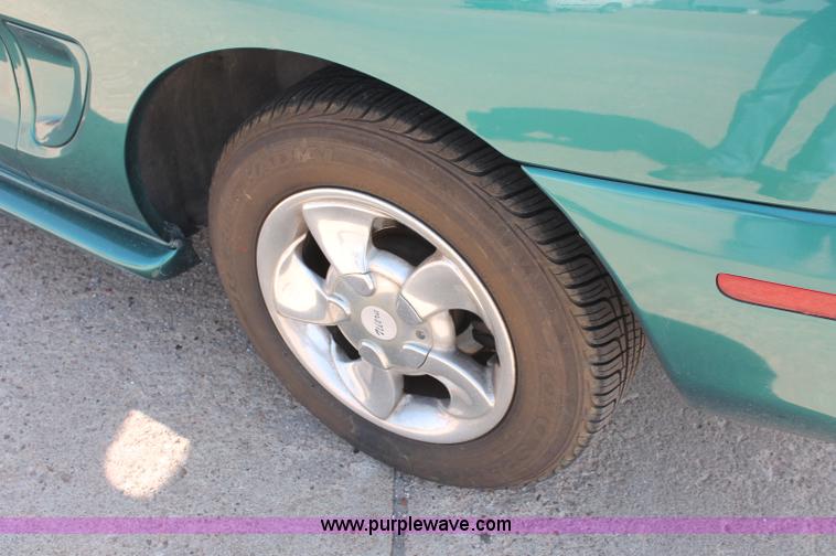 image for item C2695 1997 Ford Mustang convertible