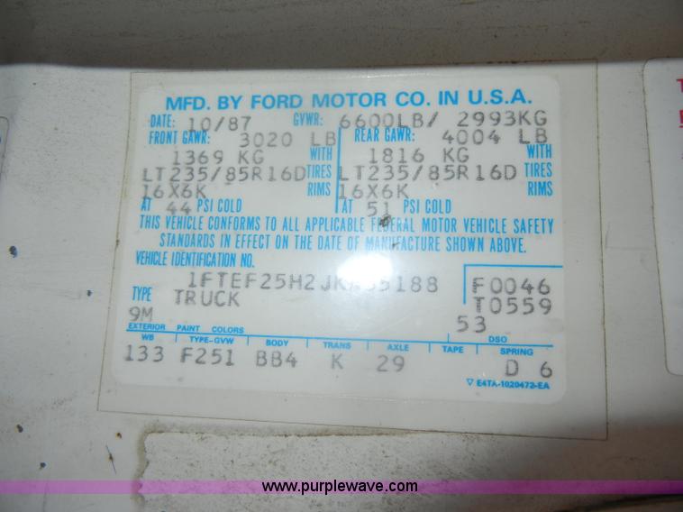 image for item D4301 1988 Ford F250 pickup truck