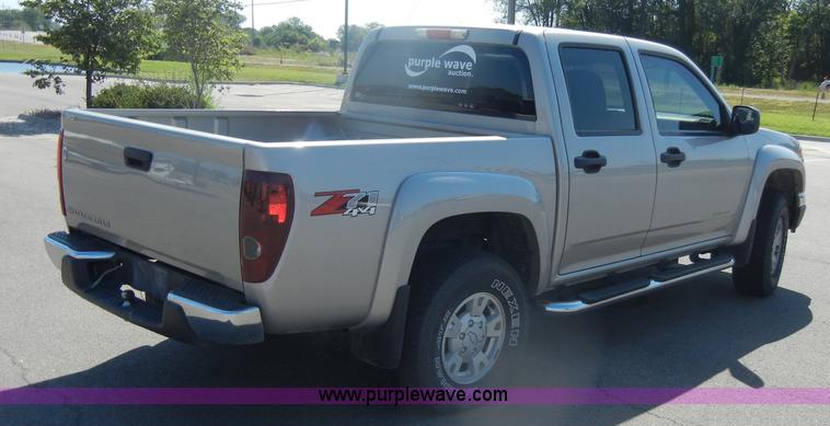 image for item D4312 2005 Chevrolet Colorado LS Z71 pickup truck