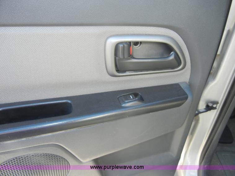 image for item D4312 2005 Chevrolet Colorado LS Z71 pickup truck